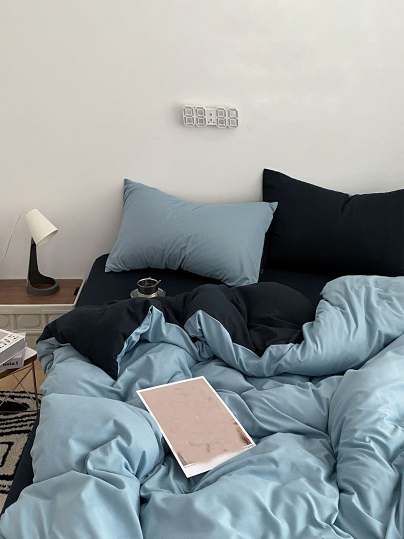3pcs Light Blue & Deep Blue Washed Ombre Duvet Cover Set, Back To School Bedding - Image 1