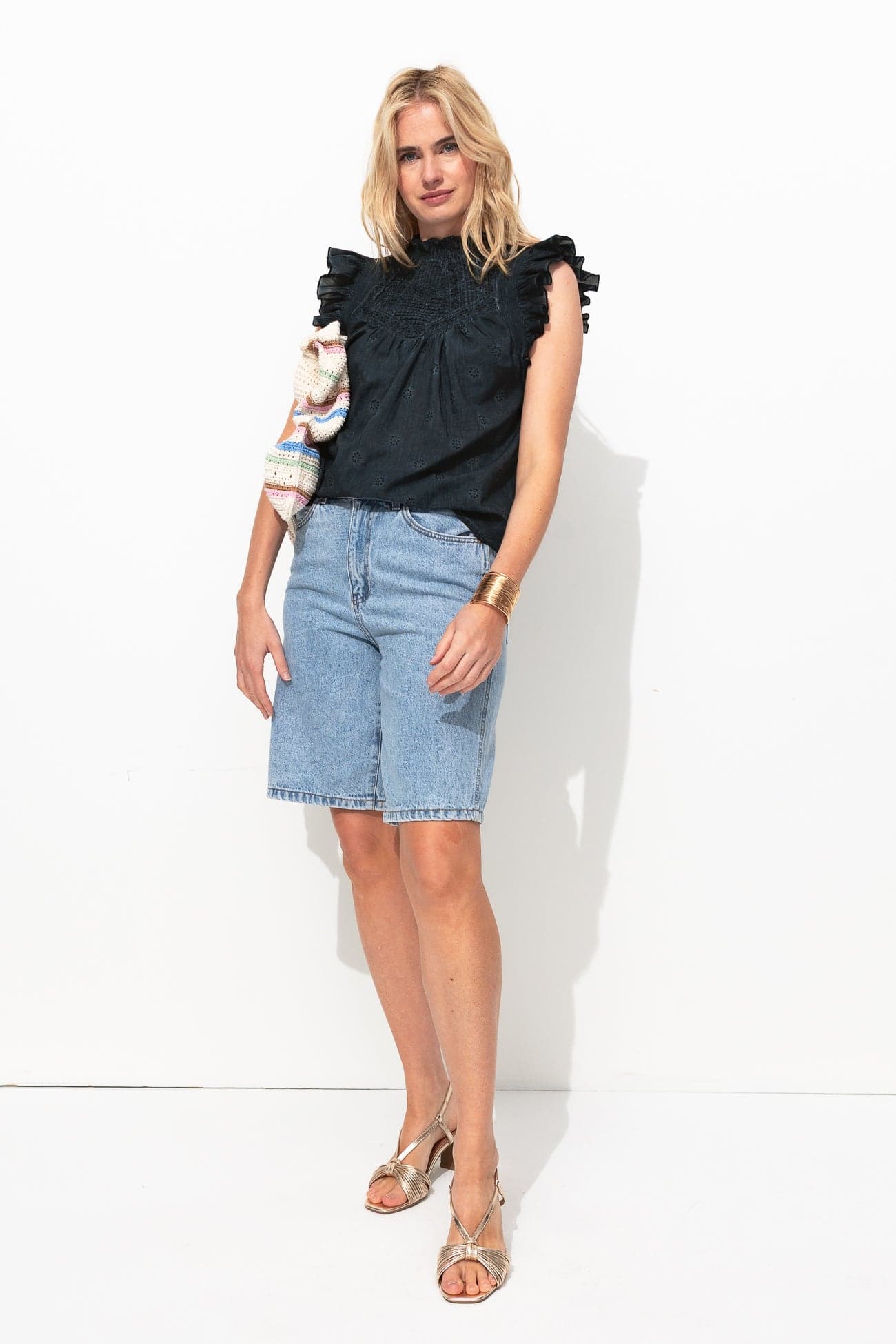 Blouse en broderie anglaise thumbnail 2