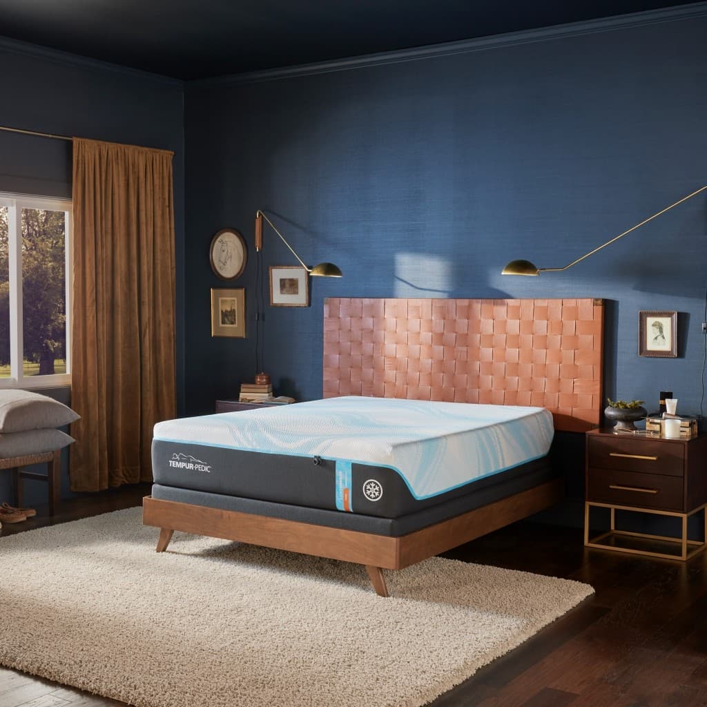 TEMPUR-LuxeBreeze Firm Mattress, CA King