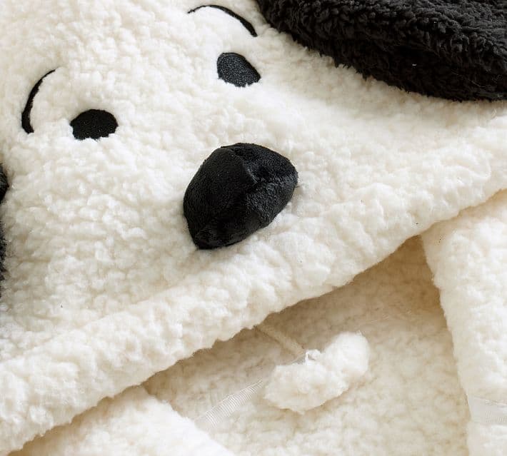 Peanuts Snoopy™ Robe thumbnail 3