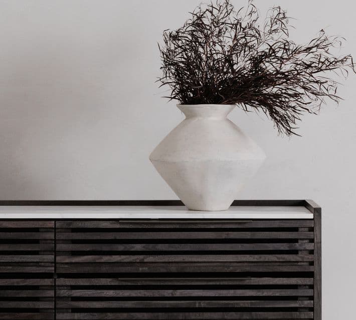 Nana White Vase thumbnail 8