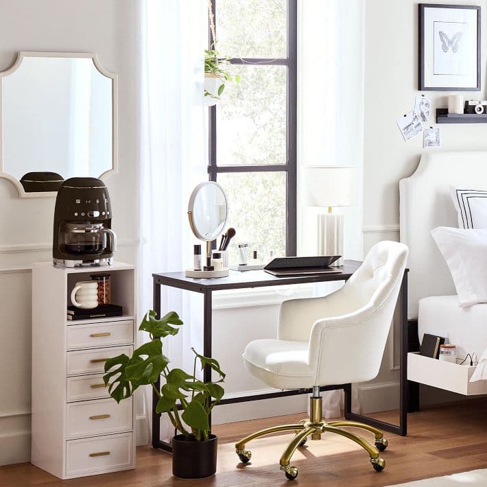 Glam Charging Storage Tower with AC Plug and USB A/C (33") thumbnail 5