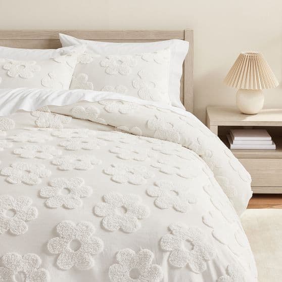 Daisy Clipped Jacquard Duvet Cover - Image 1