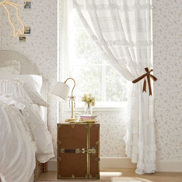 LoveShackFancy Prairie Wildflower Wallpaper - Natural thumbnail 4