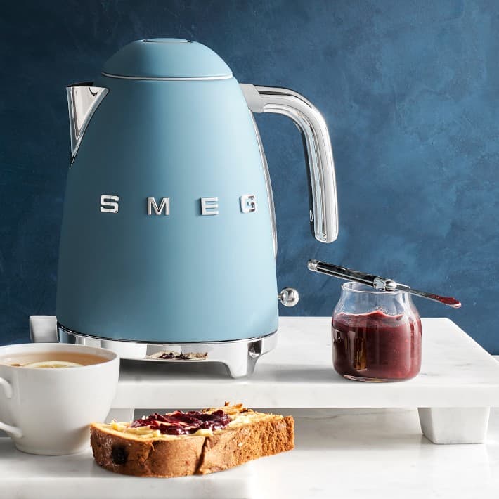 SMEG Electric Kettle thumbnail 2