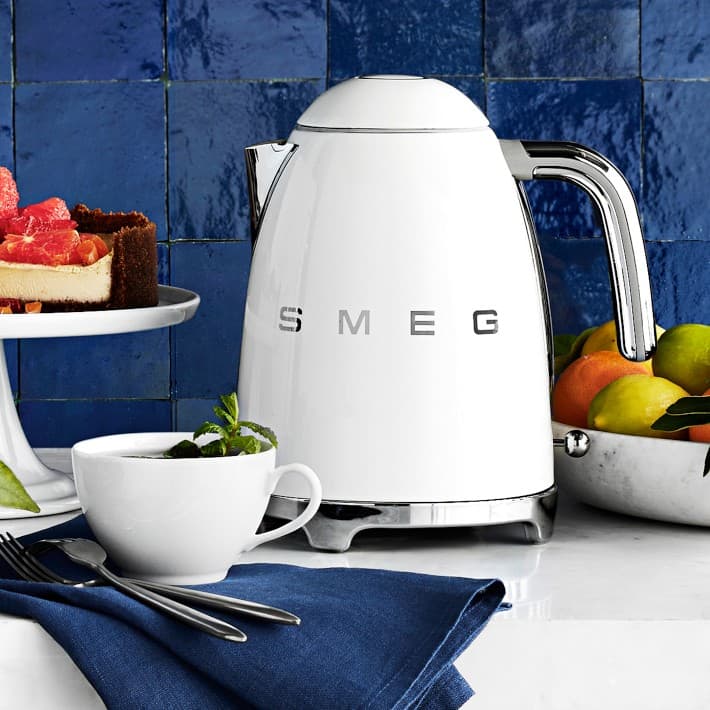 SMEG Electric Kettle thumbnail 3