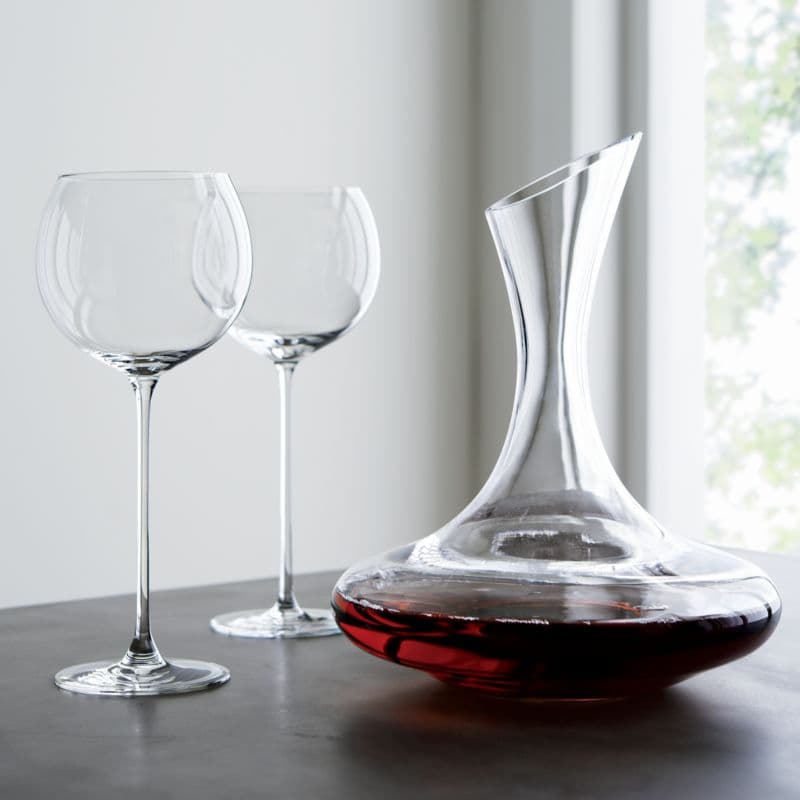 Camille 23-Oz. Long-Stem Red Wine Glass thumbnail 5