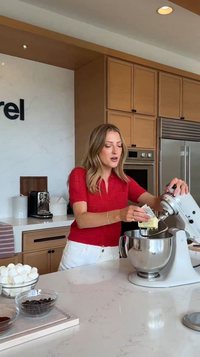 Sweet Tooth (Broma Bakery) Cookbook thumbnail 4