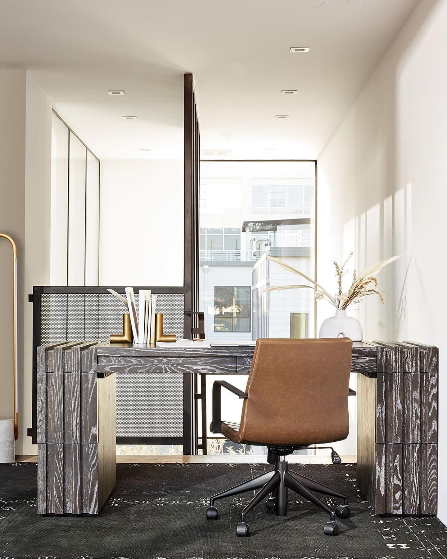 Waylon Executive 70" Grey Oak Desk thumbnail 10