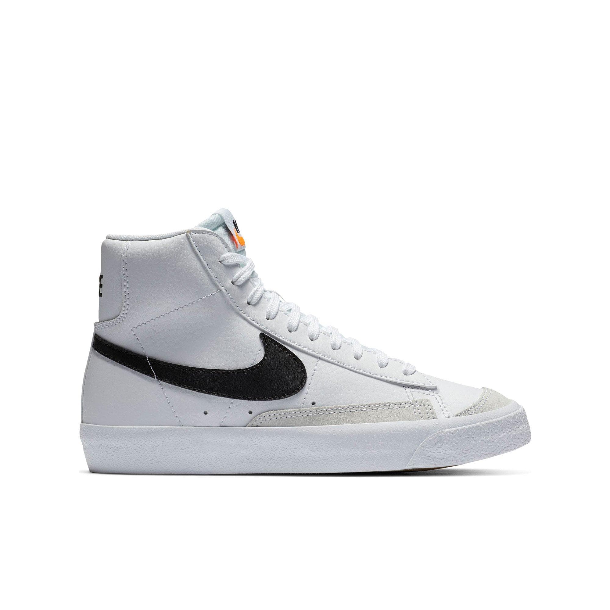 Nike Blazer Mid '77