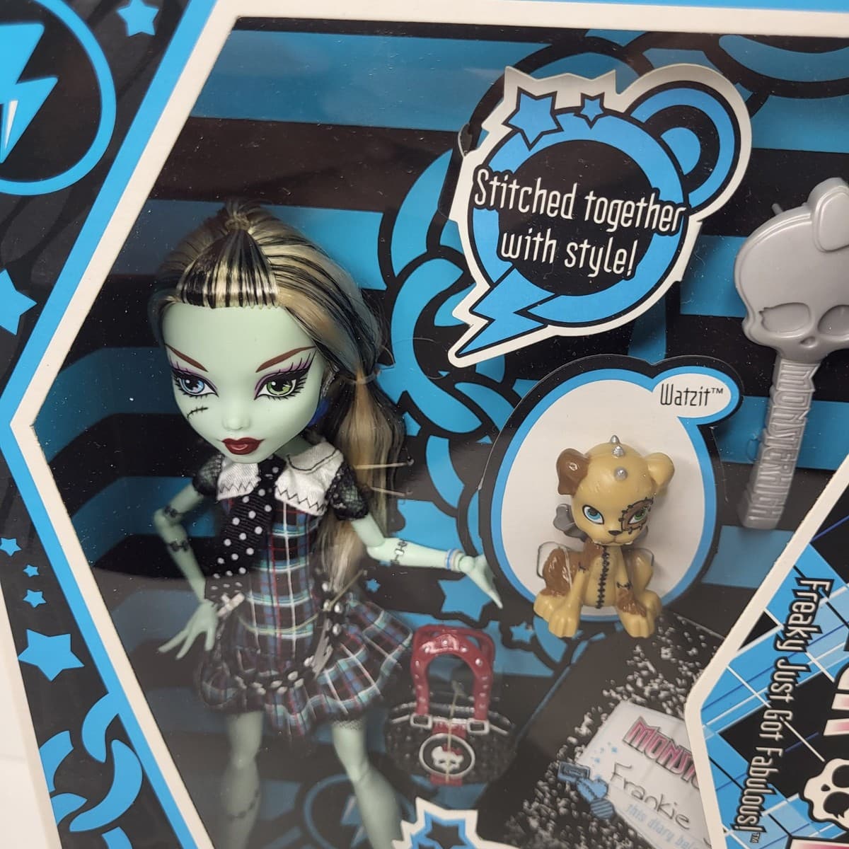 Monster High Frankie Stein Doll First Wave 2009 NIB thumbnail 2
