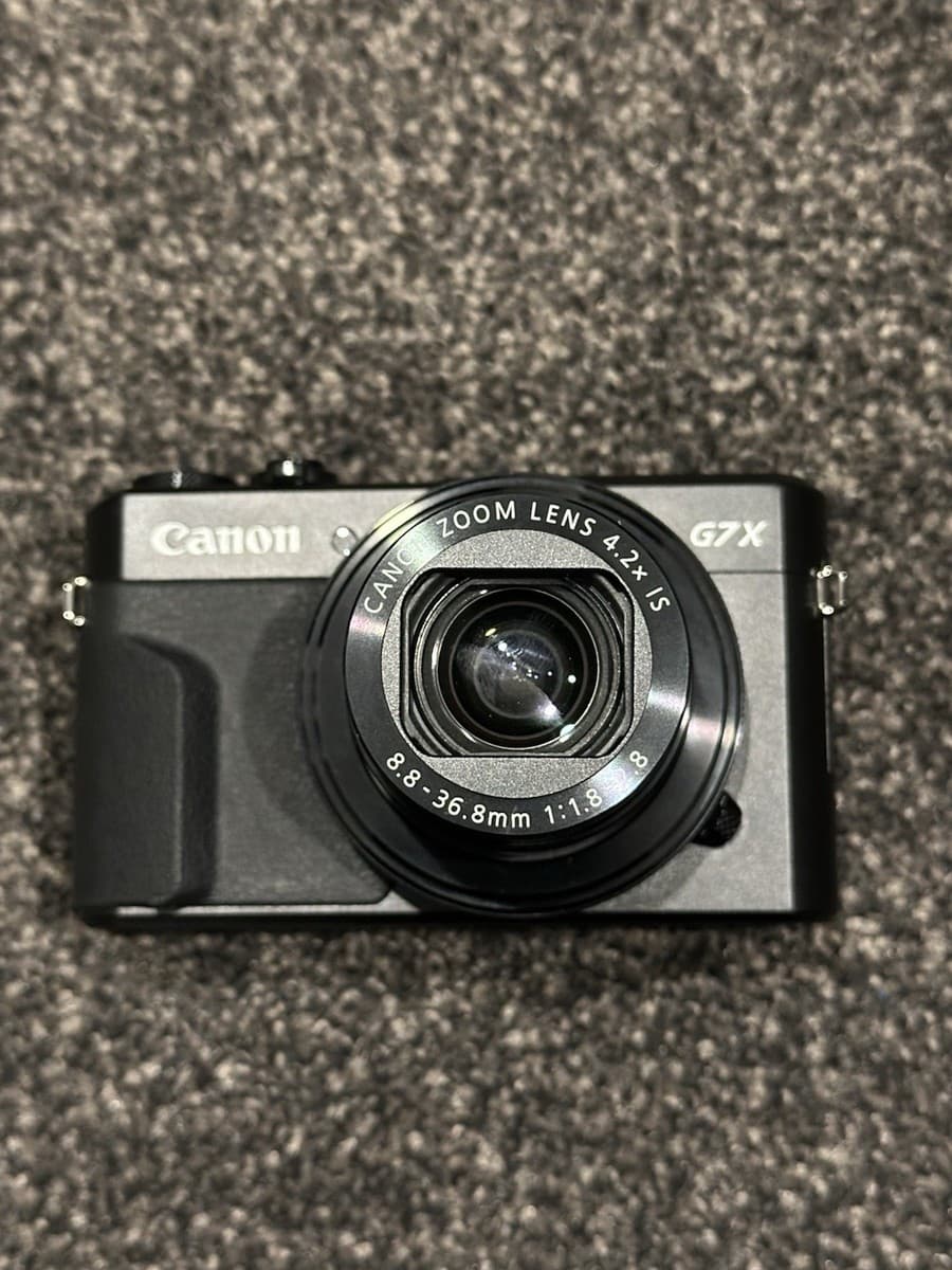Canon PowerShot G7 X Mark II 20.1 MP Digital Camera with Touchscreen - Black - Image 1