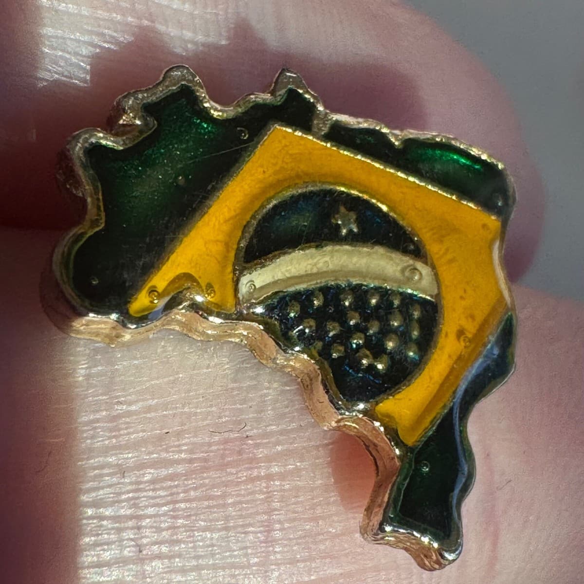 Vintage Brazil Flag Brasil Country Shaped Lapel Pin thumbnail 2