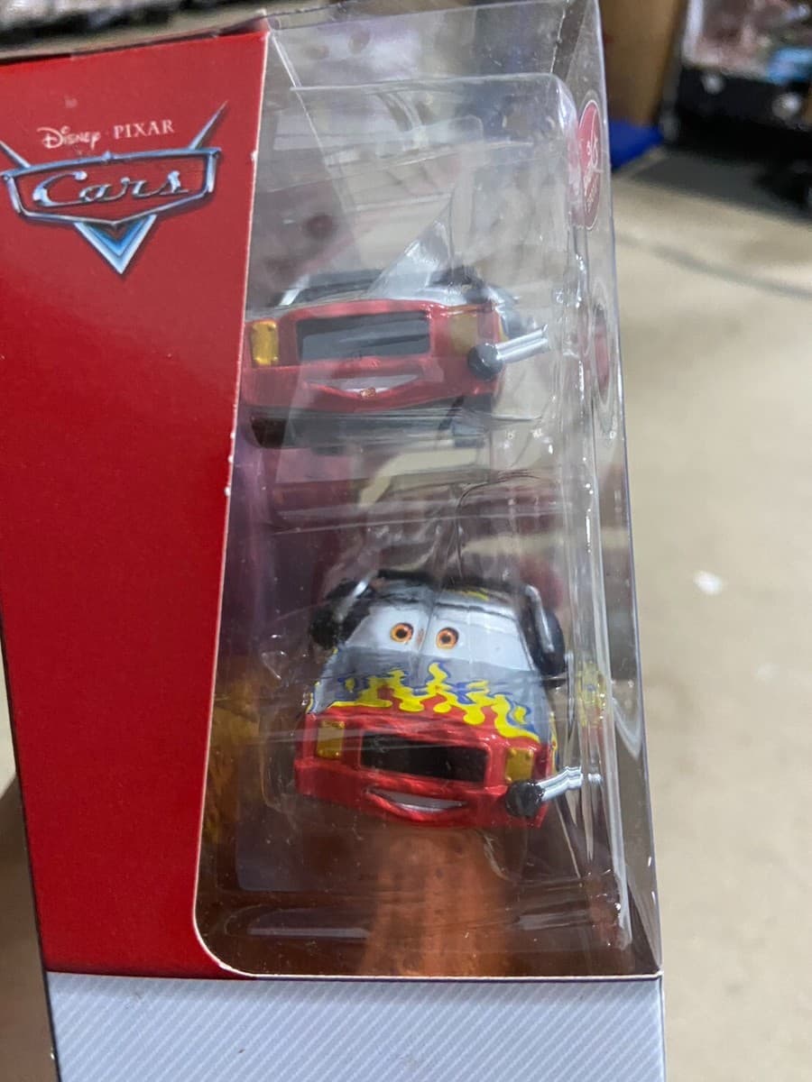Disney Pixar Cars  Disney Store Exclusive Chaser Series thumbnail 2
