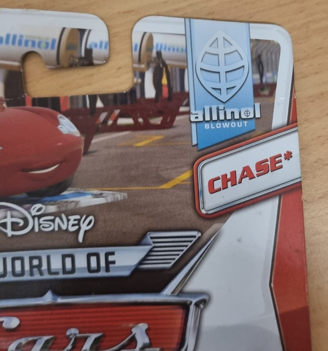 Disney Pixar Cars - MAGEN CARRAR *CHASE* - #2/9 ALLINOL - WOC 2014 SERIES thumbnail 3