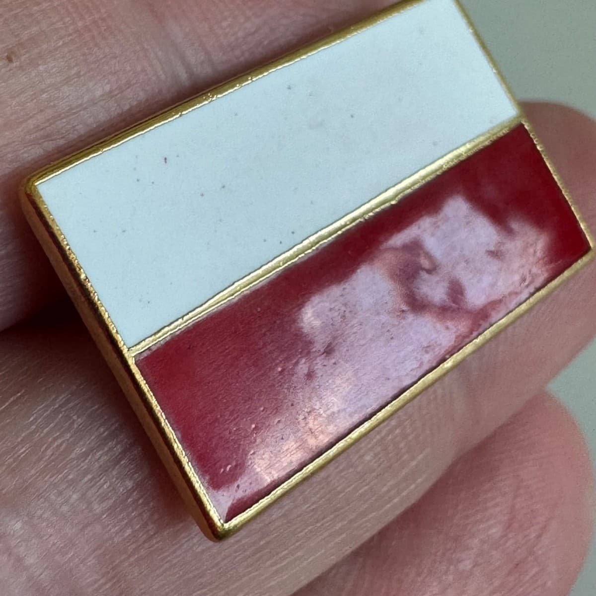 Vtg Poland Flag Enamel Lapel Pin White Red Polish Patriotic National Emblem NOS thumbnail 2