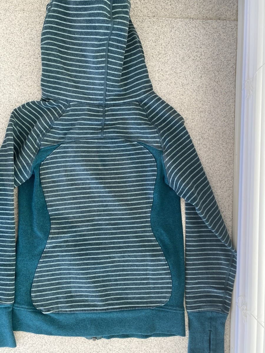 Lululemon Teal Green Striped Scuba Hoodie, Size Small (4) Rare Color and Print! thumbnail 2