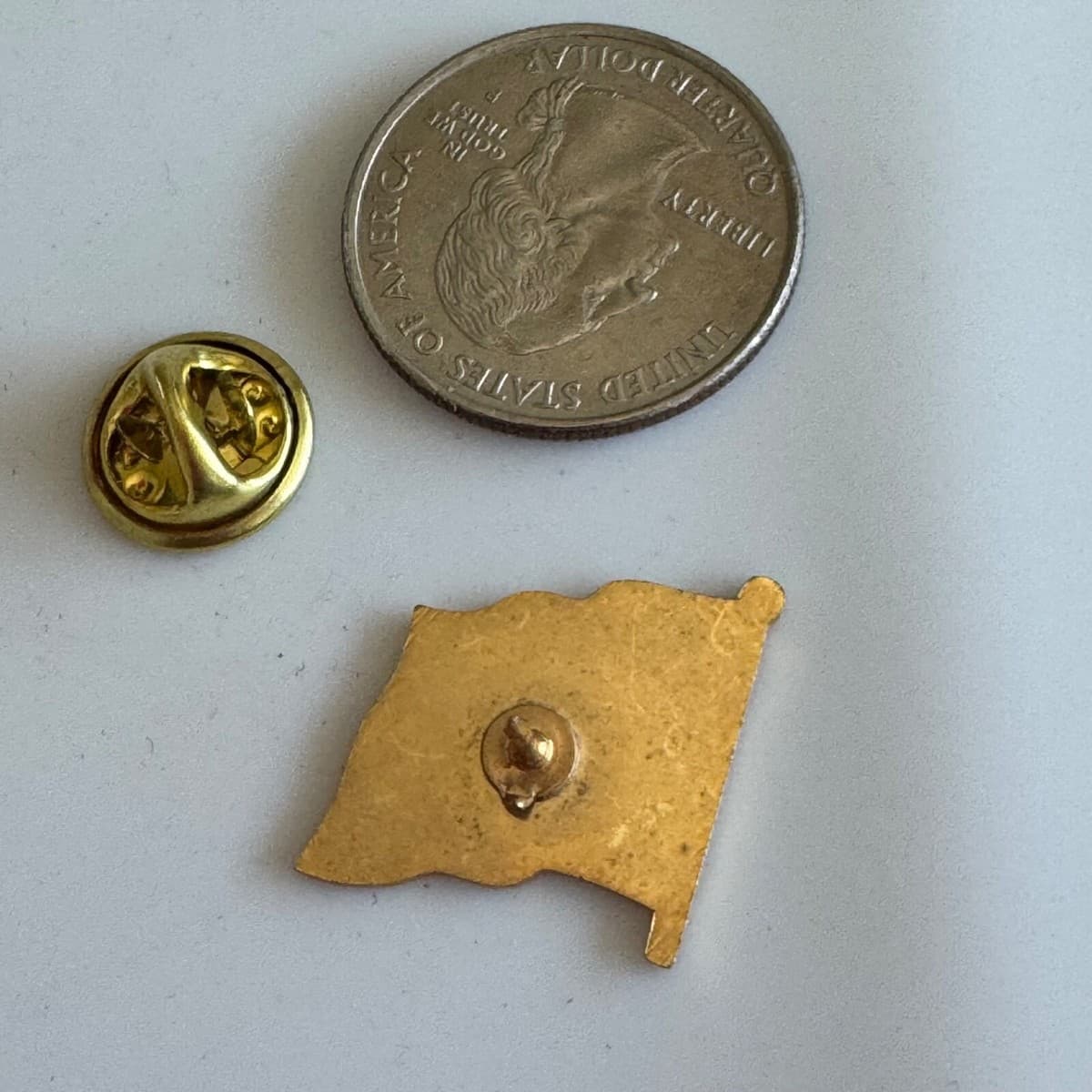 Vintage Greece Greek Flag Enamel Lapel Pin thumbnail 3