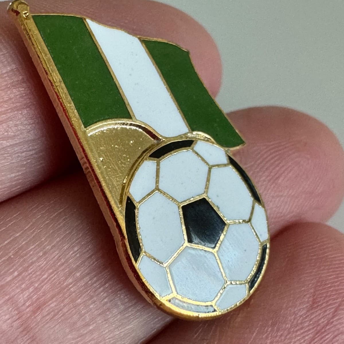 Vtg Nigeria Soccer Enamel Pin Green White Flag Football Ball Nigerian NOS thumbnail 2