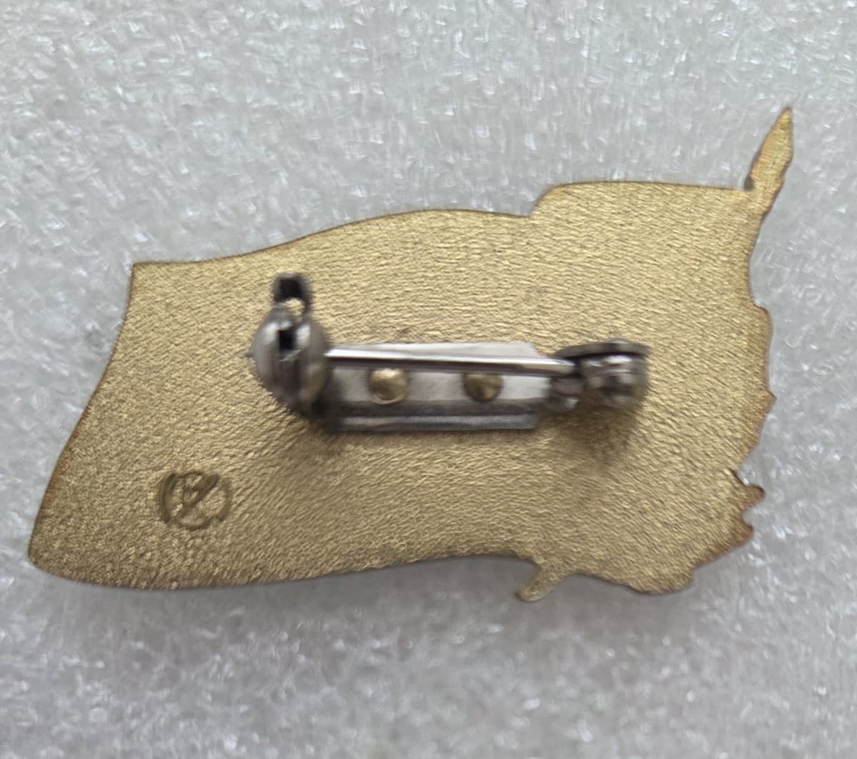 VINTAGE  KAZAKHSTAN  FLAG NOC PIN thumbnail 2