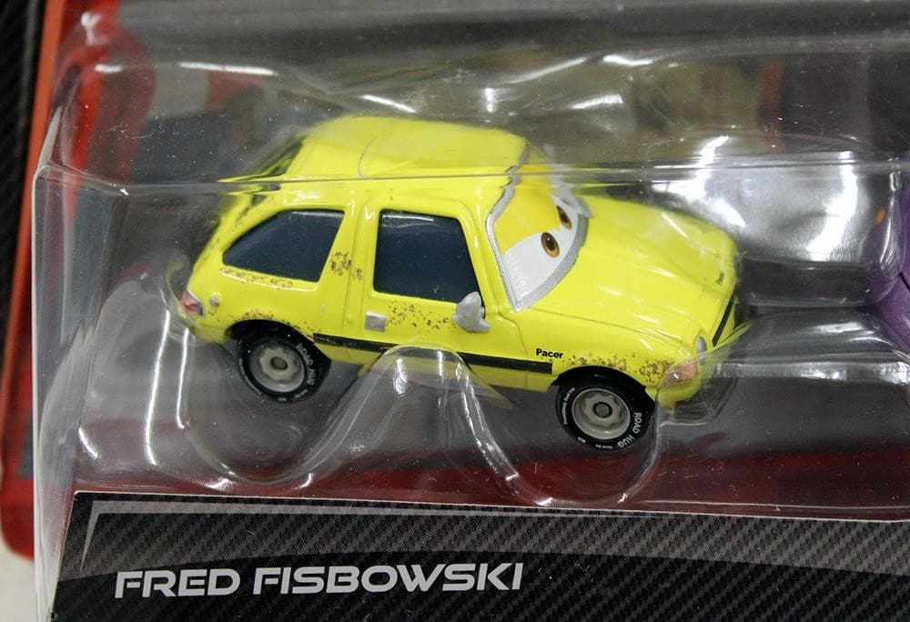 Disney Pixar Cars 2 Fred Fisbowski &amp; Holley Shiftwell Die Cast Car 2-Pack NR thumbnail 2