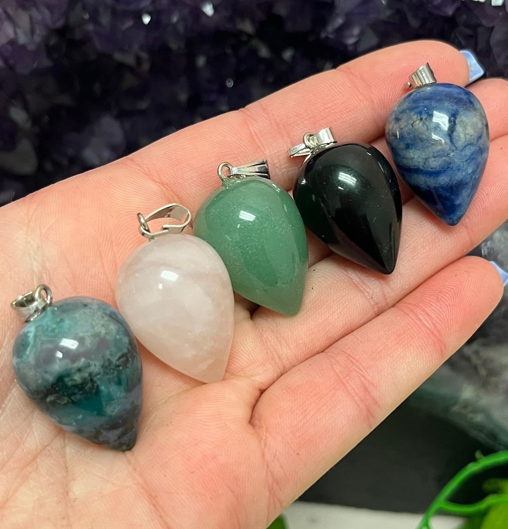 Puffy Teardrop Stone Necklace