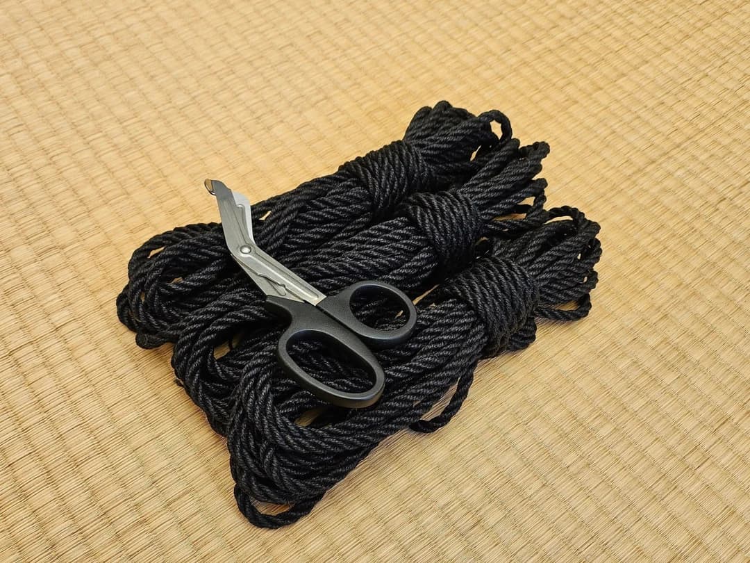 Shibari Rope. 2 Ply black Fully Treated Tossa Jute Rope. 8 Meter 26ft Vegan-friendly Handmade Bondage Rope - Etsy - Image 1