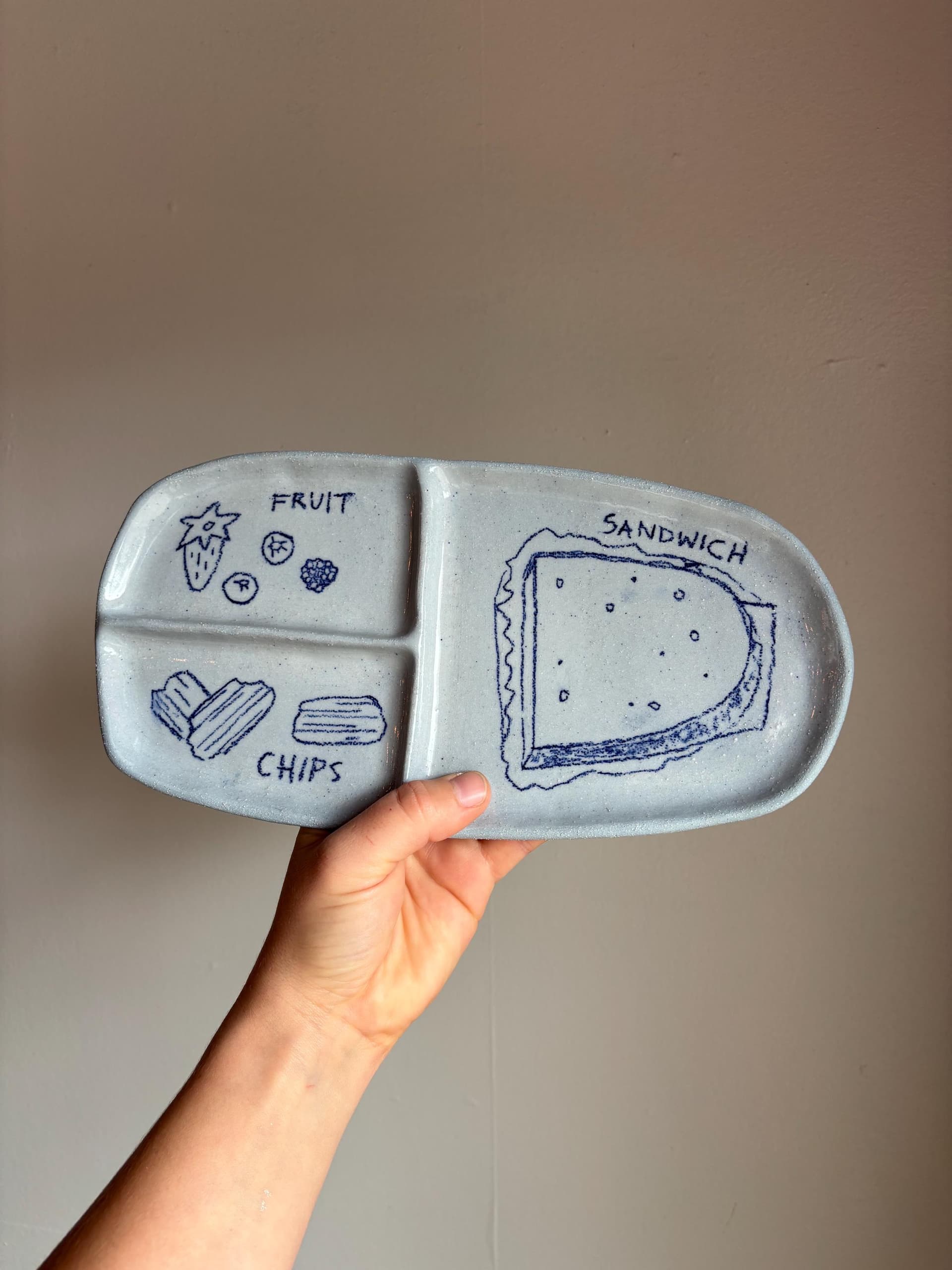 the perfect lunch tray in blue - Image 1