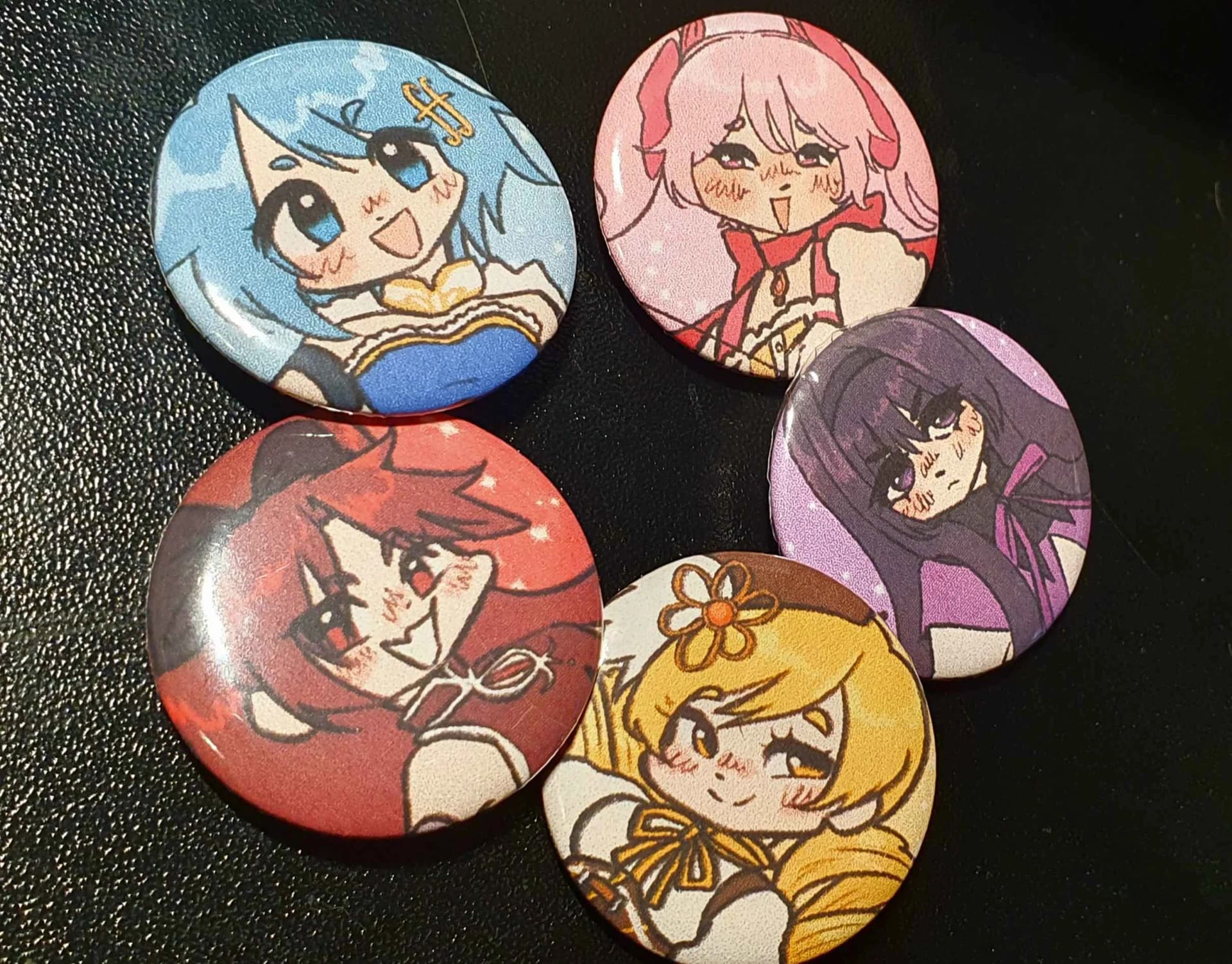 25/32/58mm PMMM Puella Magi Madoka Magica fanmade badges! - Image 1