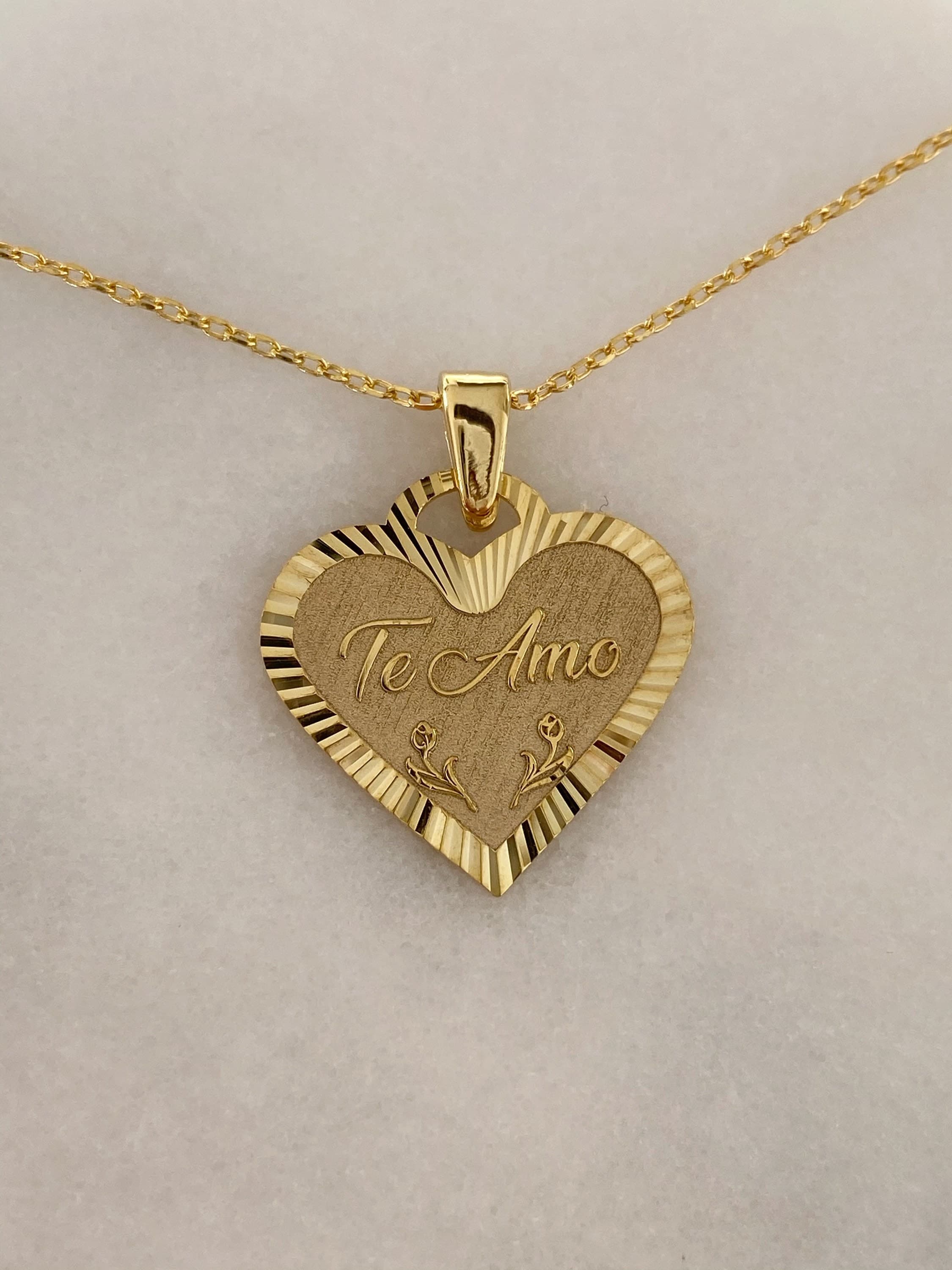 Custom Heart Necklace, 925 Sterling Silver, Personalized Jewelry, Engrave Heart Pendant, Name Necklace, Gift for Mom, Mother&#39;s Day Gift