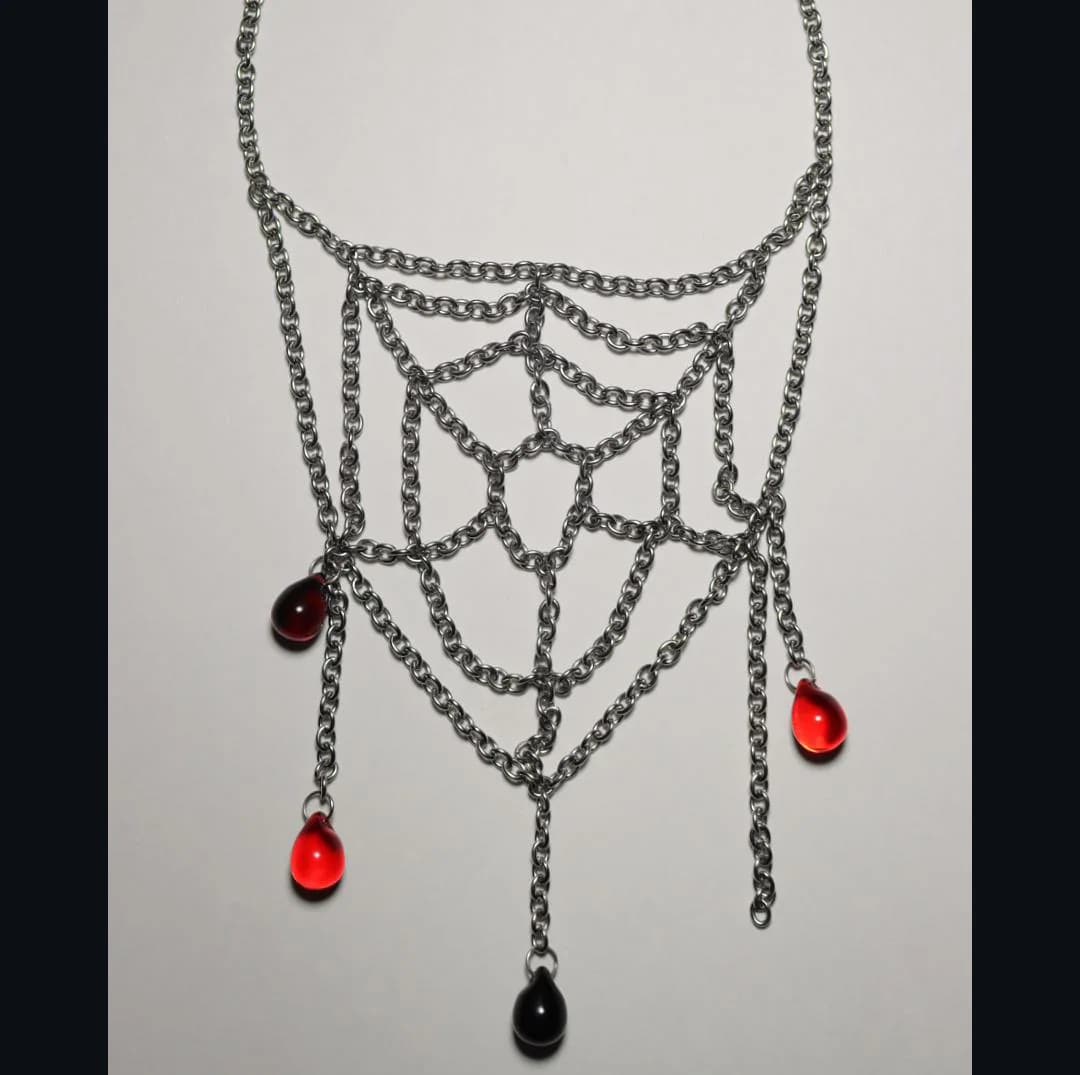 withered web necklace - chain spider web - stainless steel - Image 1