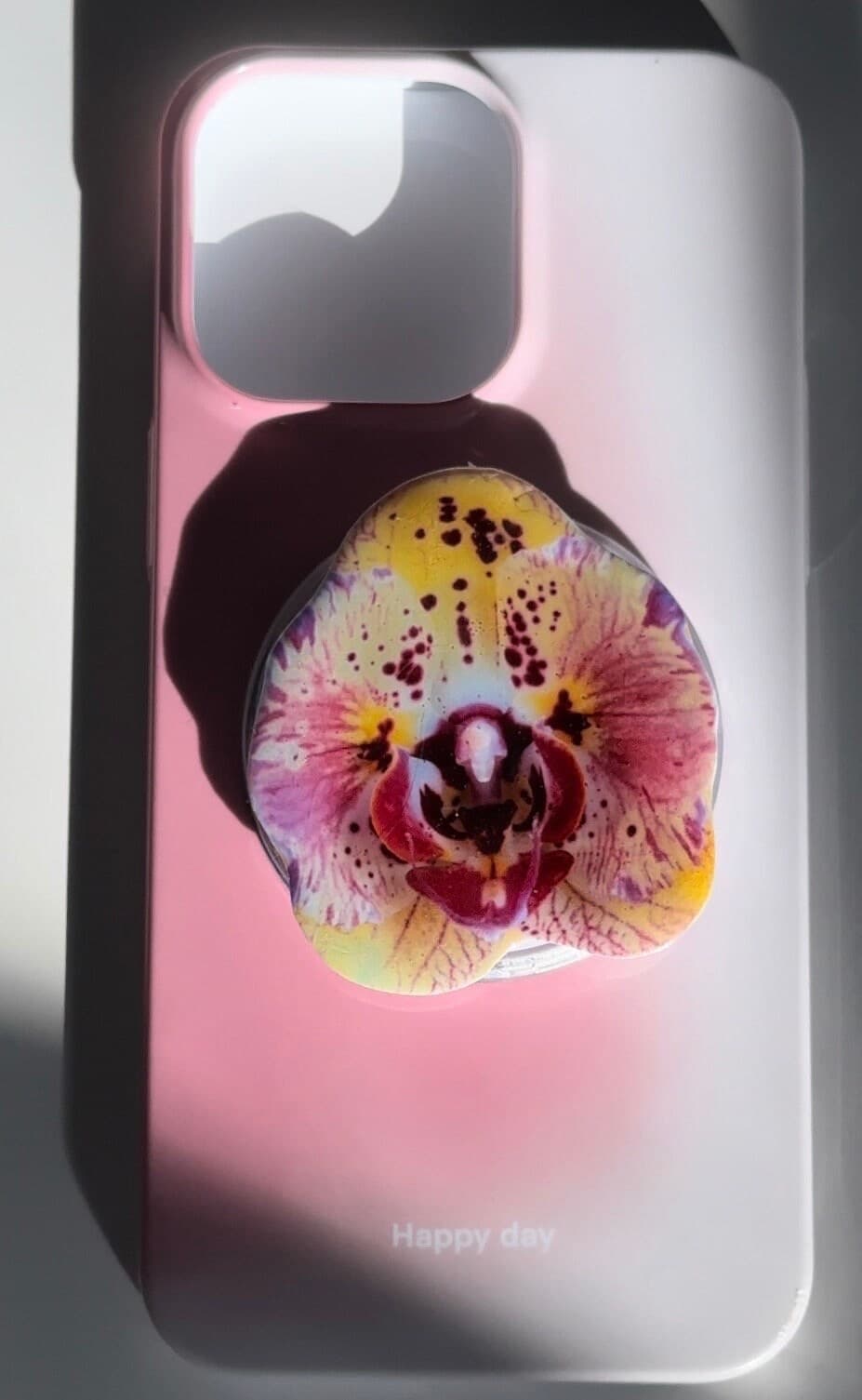 Multi colored MagSafe orchid flower pop - Summer essential - Image 1