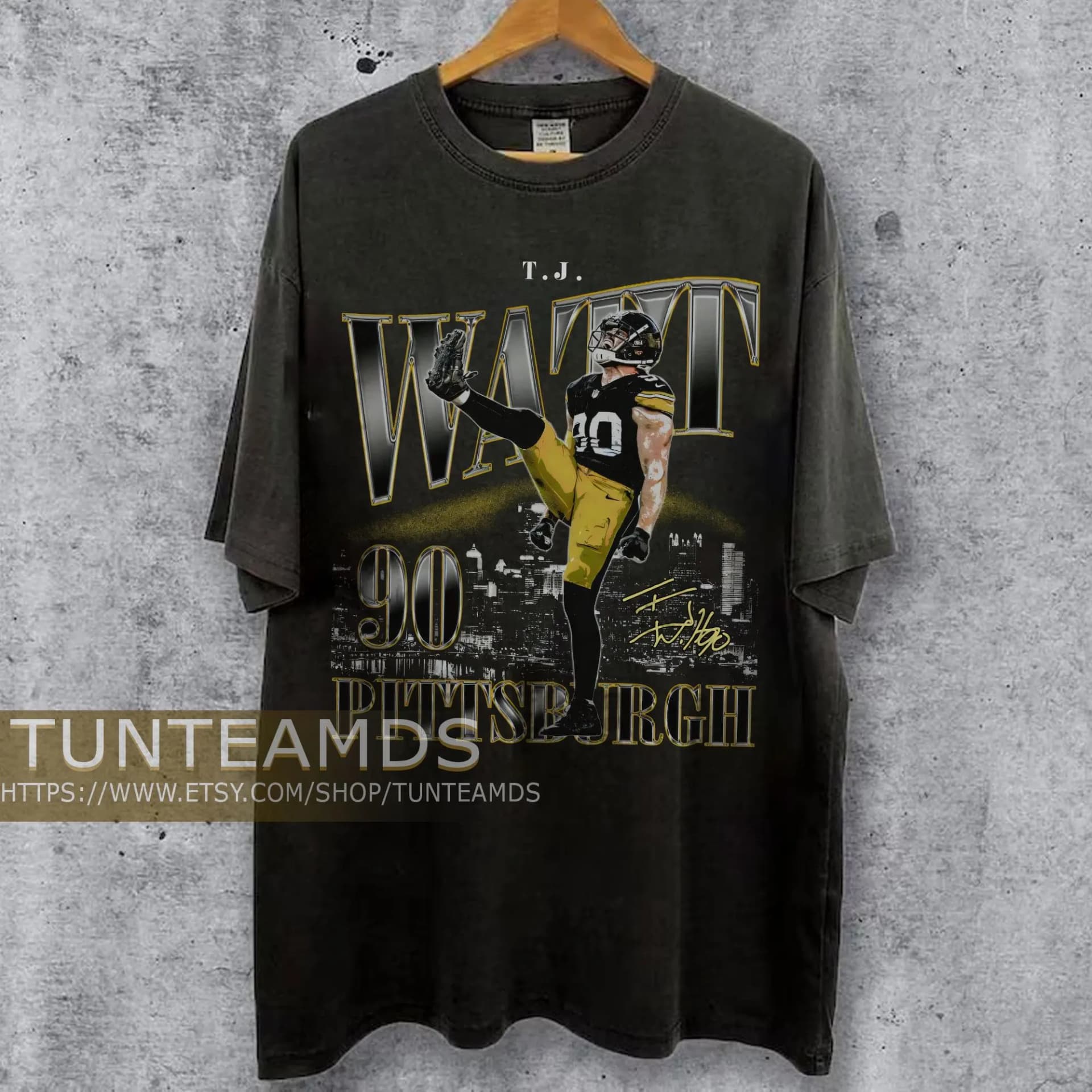 Vintage T.J Watt Shirt, Sweatshirt , Football shirt, Classic 90s Graphic Tee, Unisex, Vintage Bootleg, Oversized Tshirt, Fan Gift - Image 1