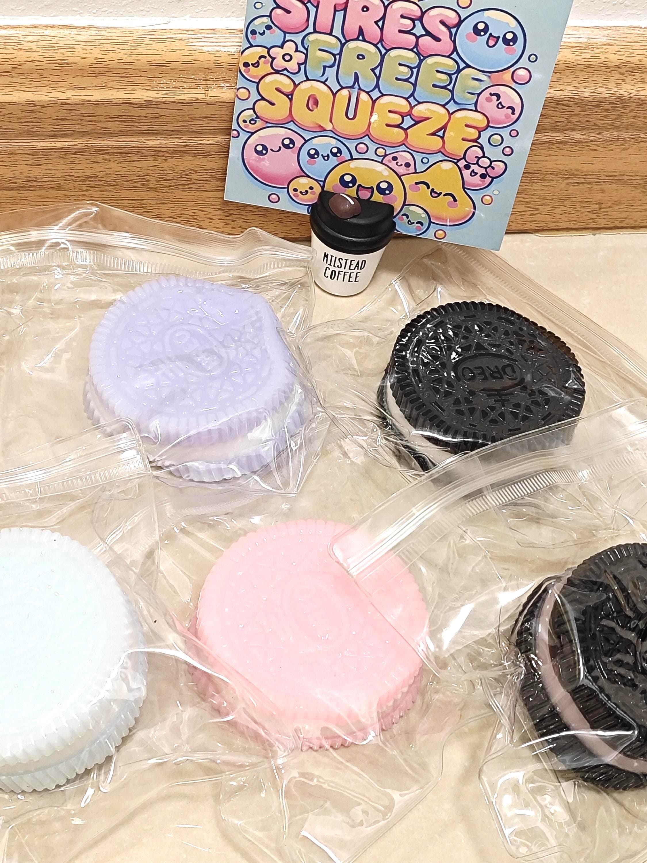 Oreo squeeze toy stress ball taba squishy fun gift present cadeau