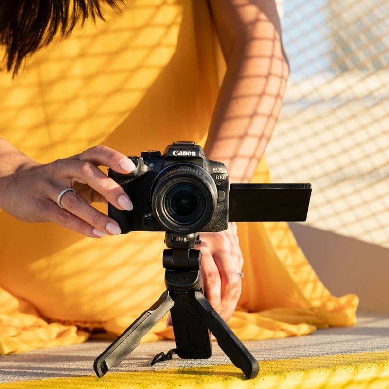 Canon EOS R10 Mirrorless Camera Body thumbnail 10