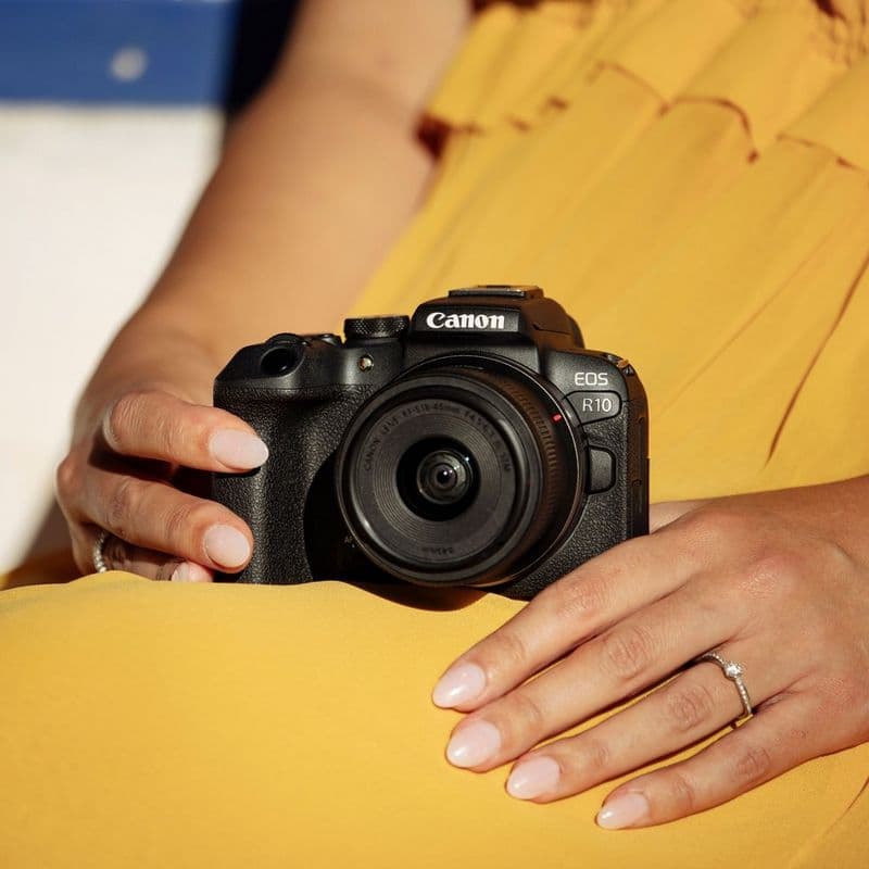 Canon EOS R10 Mirrorless Camera Body thumbnail 14