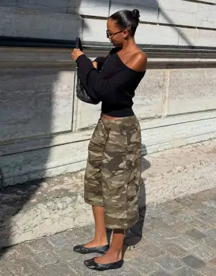 Bershka Asymmetric neck jumper in black - Image 1