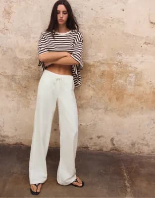Stradivarius drawstring trousers in white - Image 1