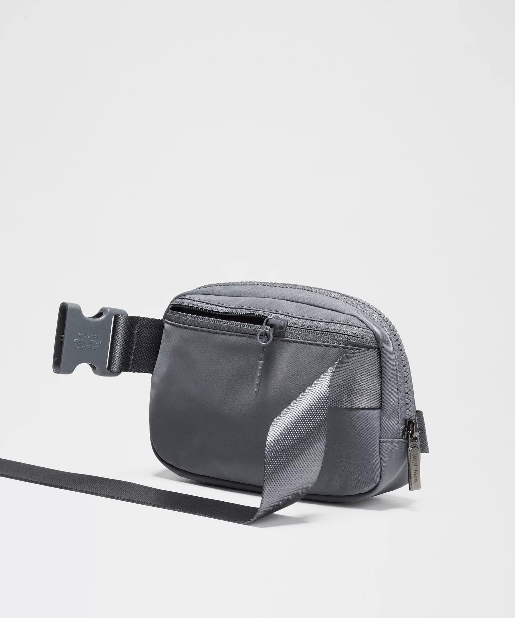 Everywhere Belt Bag 1L thumbnail 4