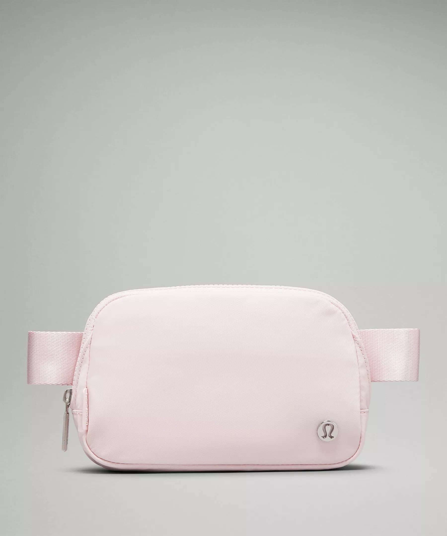 Everywhere Belt Bag 1L - Image 1