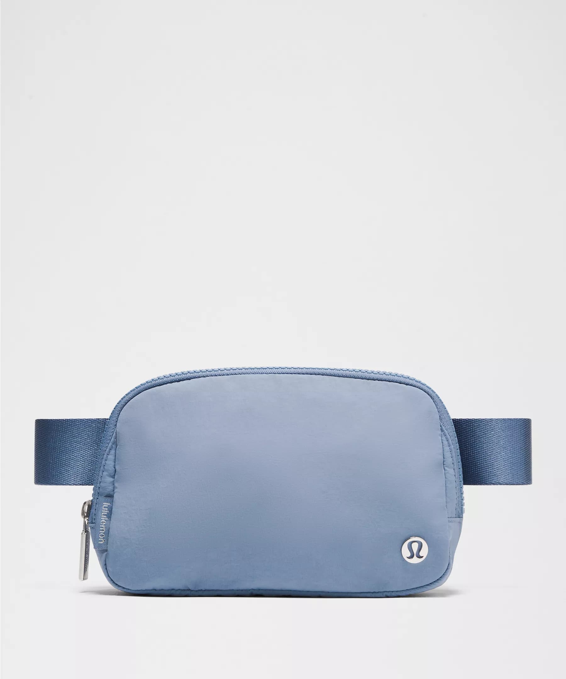 Everywhere Belt Bag 1L - Washed Denim - ONE SIZE - Image 1