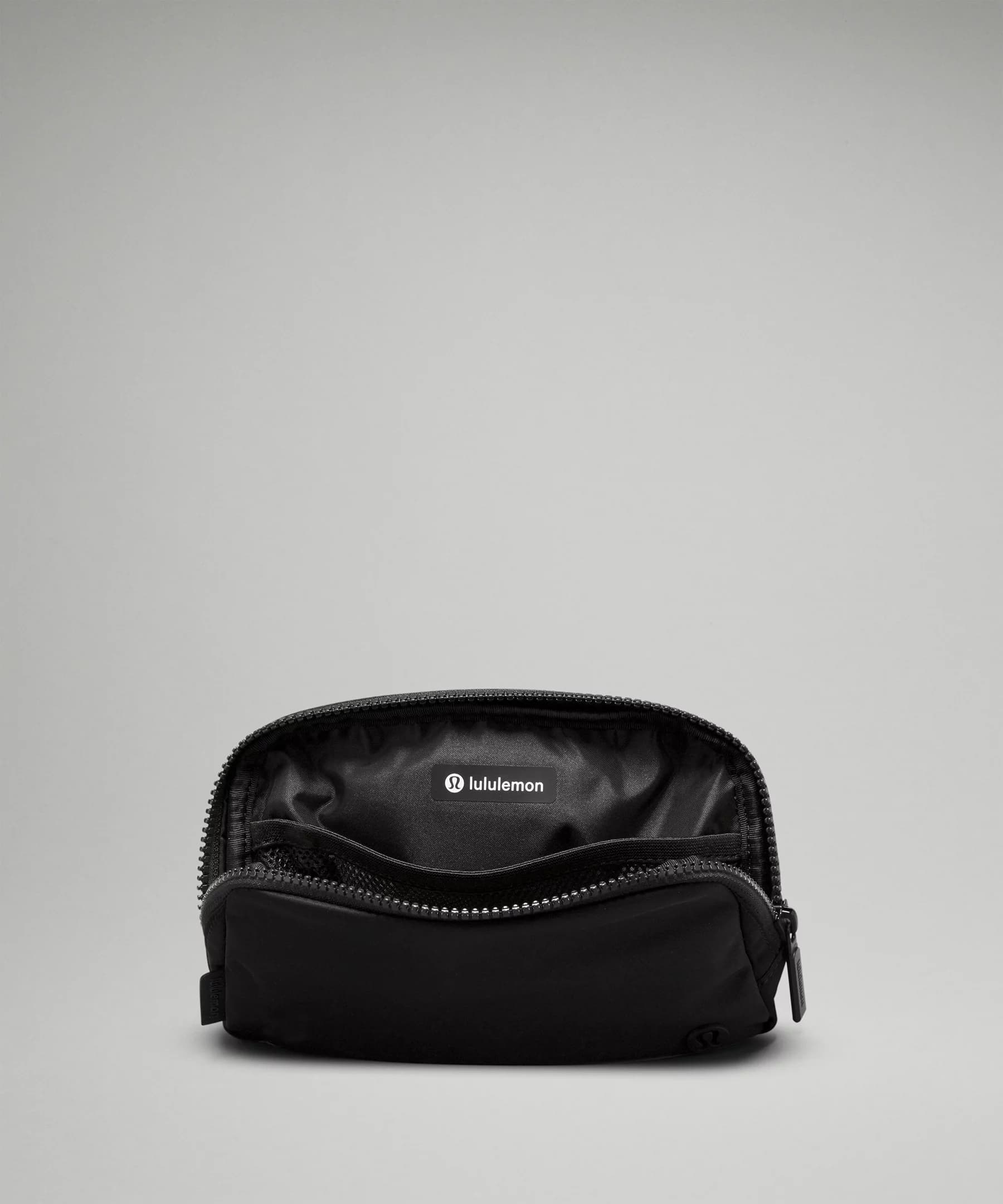 Everywhere Belt Bag with Long Strap 1L thumbnail 5