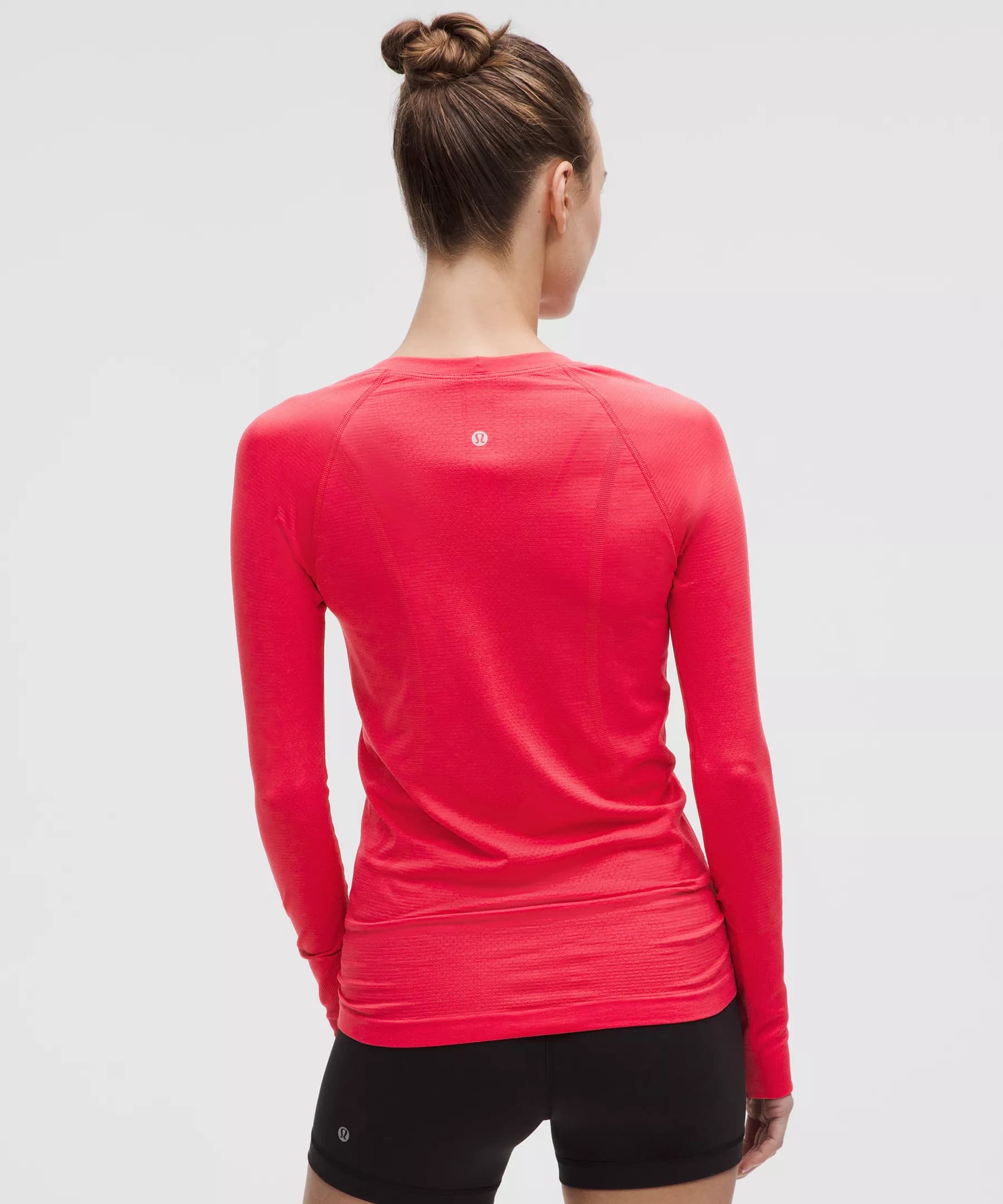 Swiftly Tech Long-Sleeve Shirt 2.0 *Hip Length thumbnail 3
