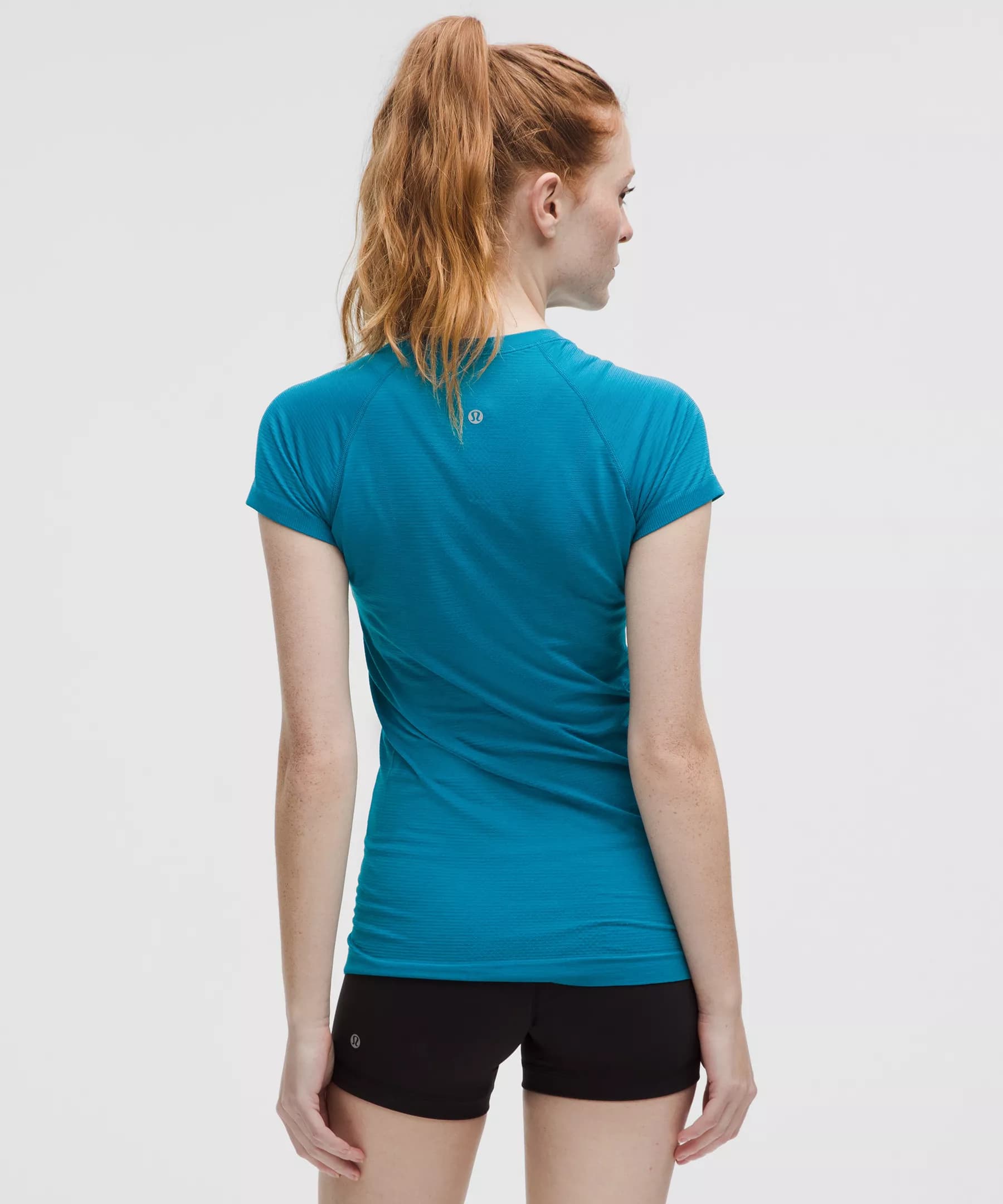 Swiftly Tech Short-Sleeve Shirt 2.0 *Hip Length thumbnail 3