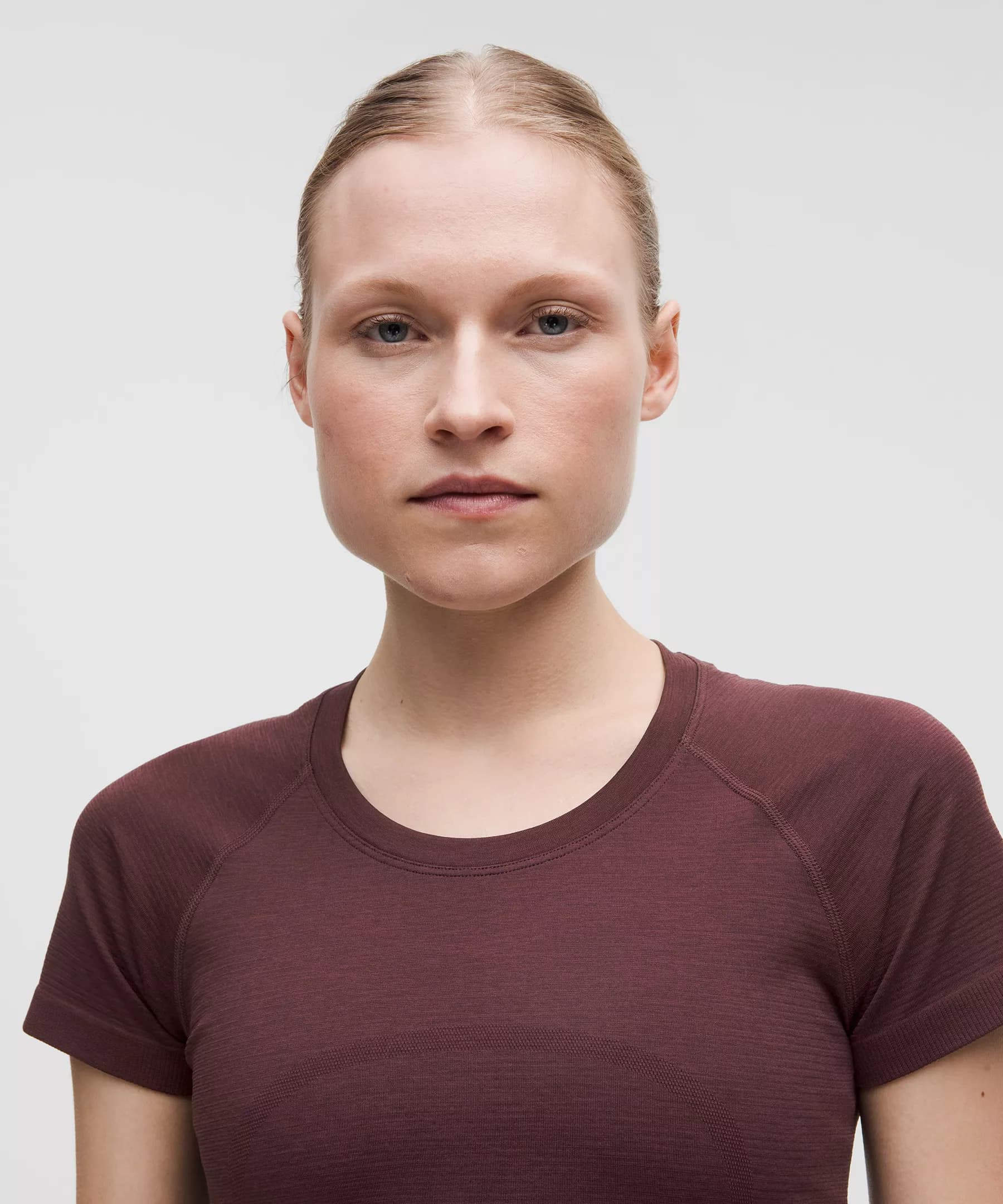 Swiftly Tech Short-Sleeve Shirt 2.0 *Hip Length thumbnail 4