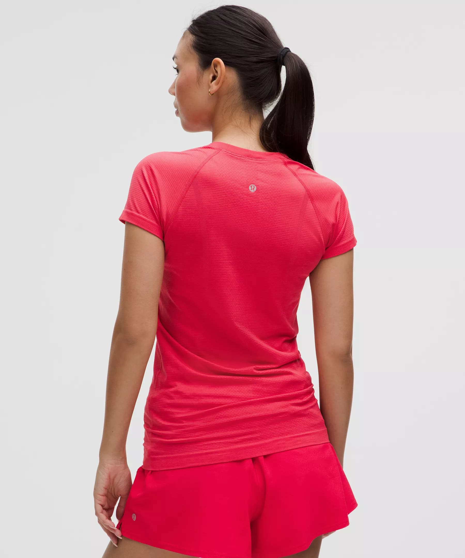 Swiftly Tech Short-Sleeve Shirt 2.0 *Hip Length thumbnail 3