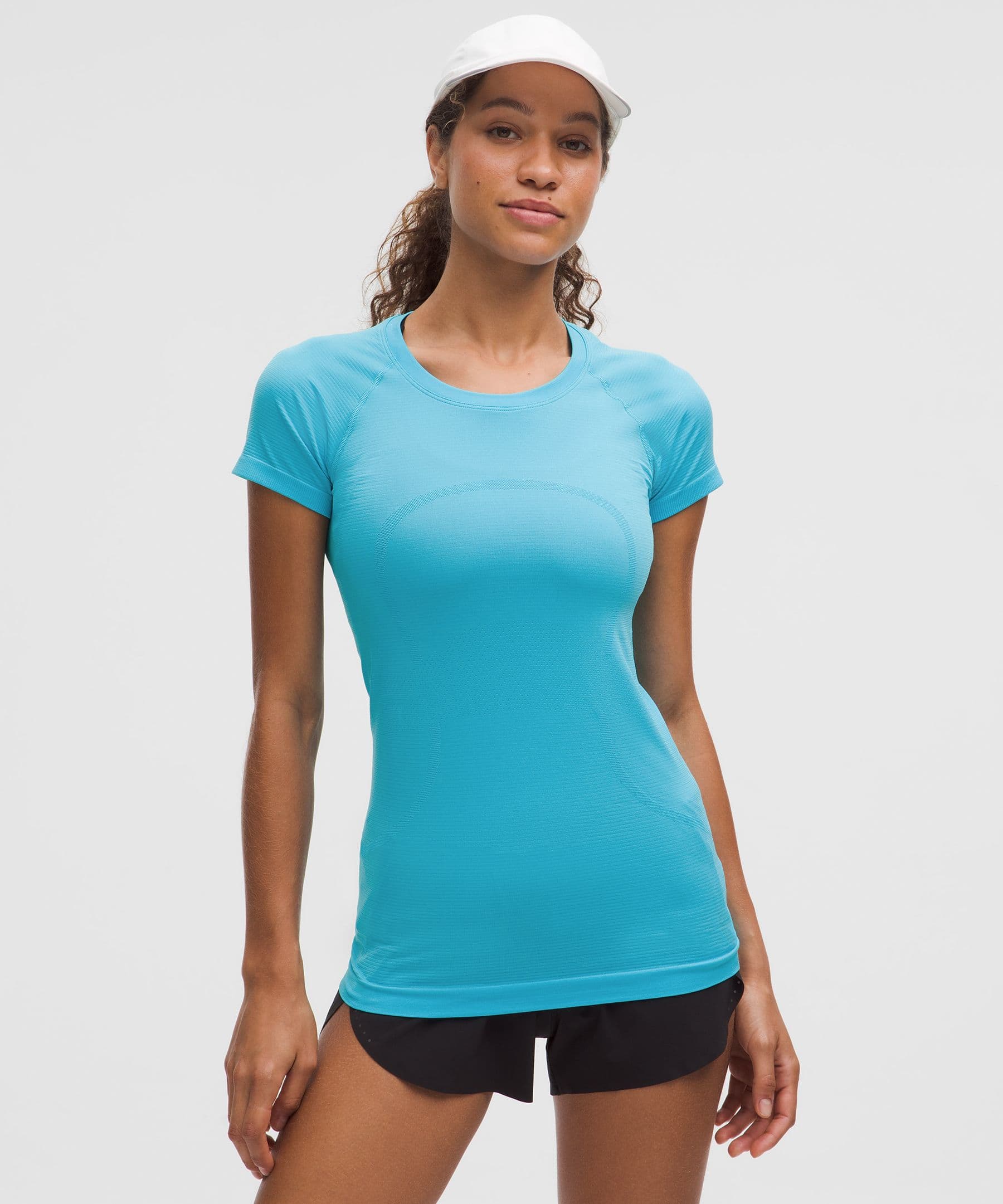 Swiftly Tech Short-Sleeve Shirt 2.0 *Hip Length - Fresco Blue Tone/Fresco Blue Tone - 12