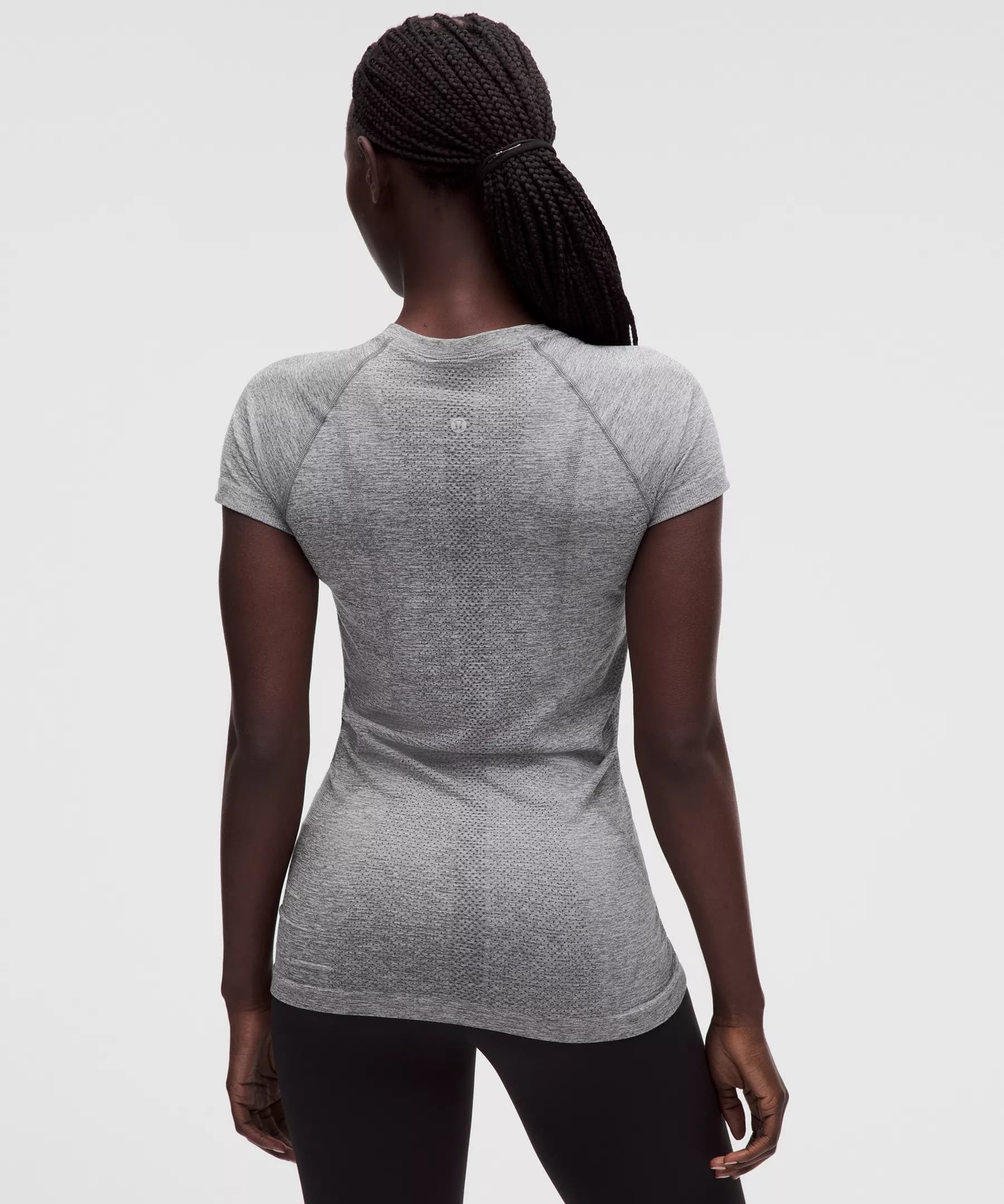 Swiftly Tech Short-Sleeve Shirt 2.0 *Hip Length thumbnail 3