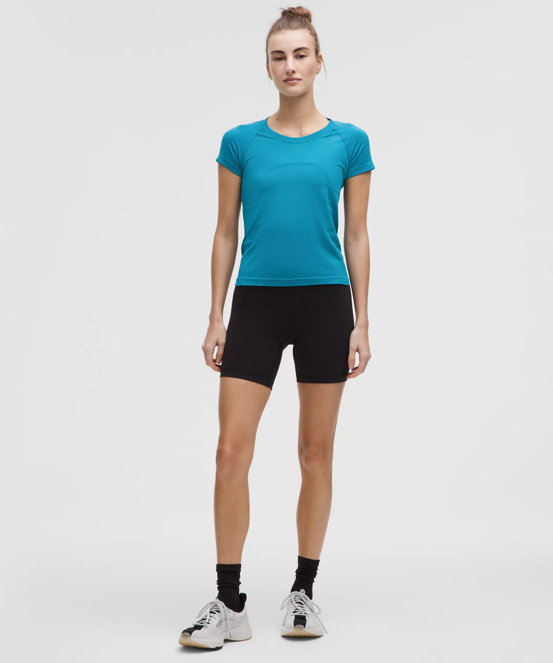 Swiftly Tech Short-Sleeve Shirt 2.0 *Waist Length thumbnail 2