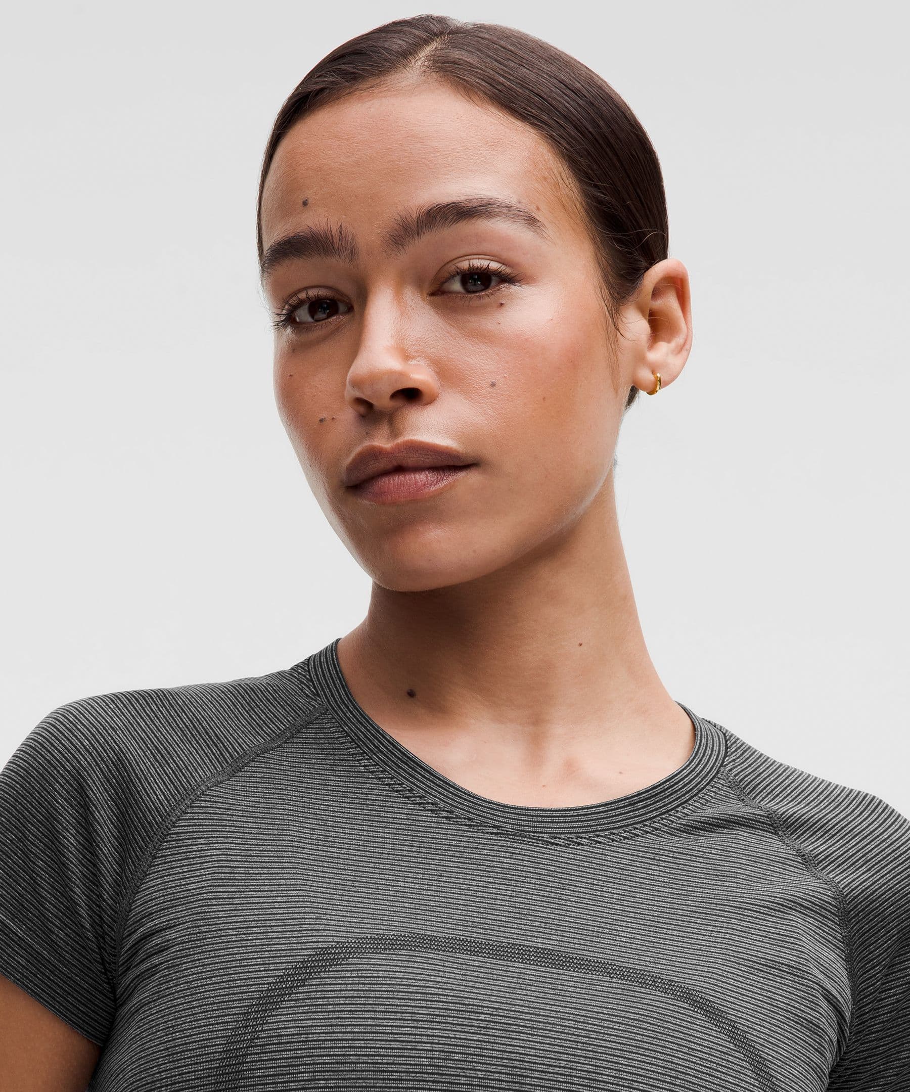 Swiftly Tech Short-Sleeve Shirt 2.0 *Waist Length thumbnail 4